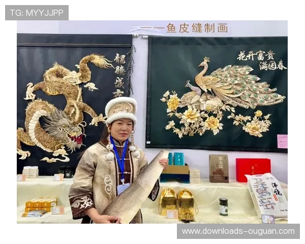 赫哲族鱼皮画与马拉松结合展现佳木斯独特文化魅力与非遗传承